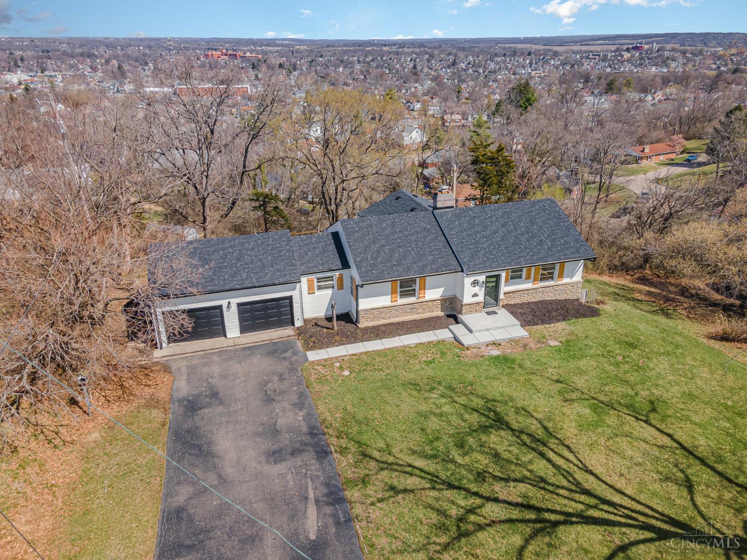 440 S Washington Boulevard, Hamilton, Ohio image 1