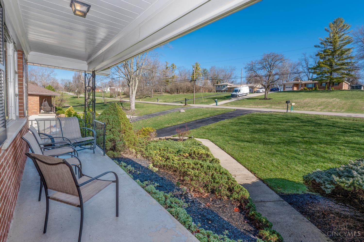 7415 Elkwood Drive, West Chester, Ohio image 3