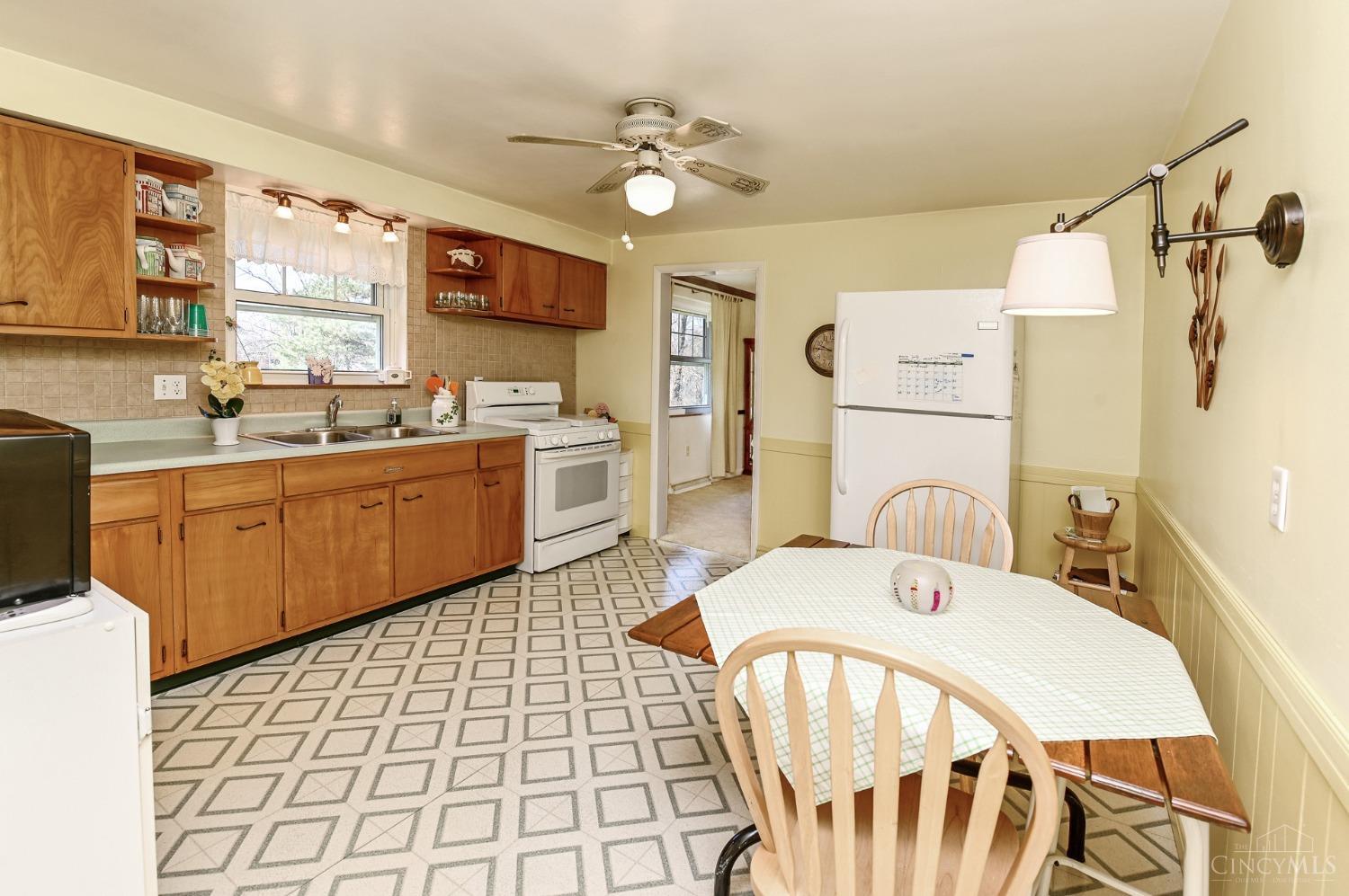 7415 Elkwood Drive, West Chester, Ohio image 13