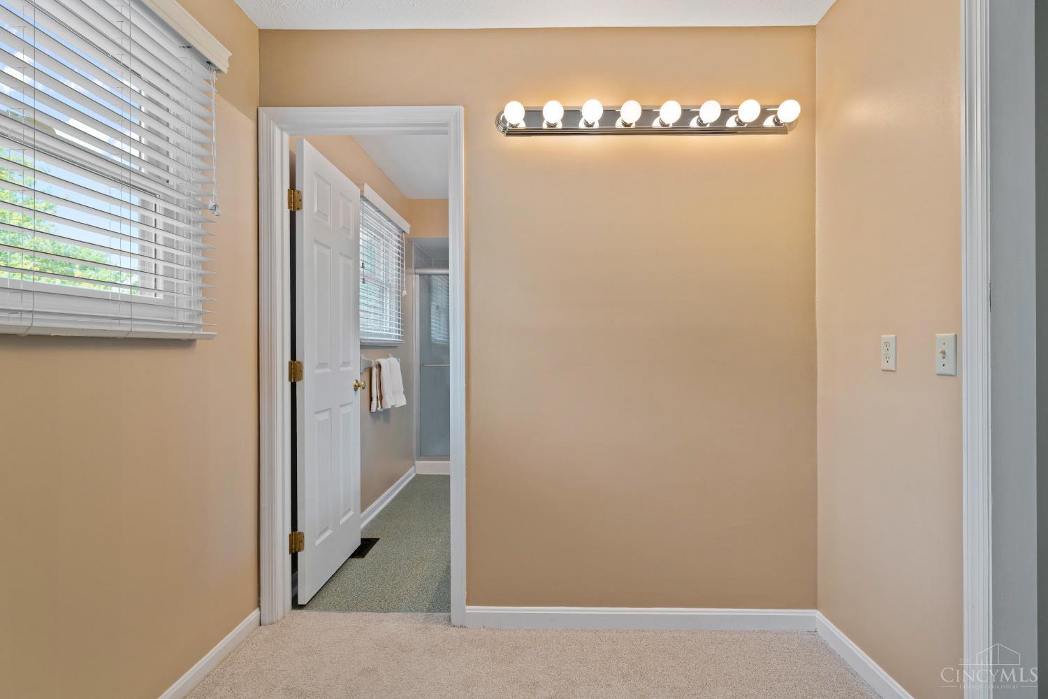 8032 Lancelot Drive, Anderson Twp, Ohio image 26