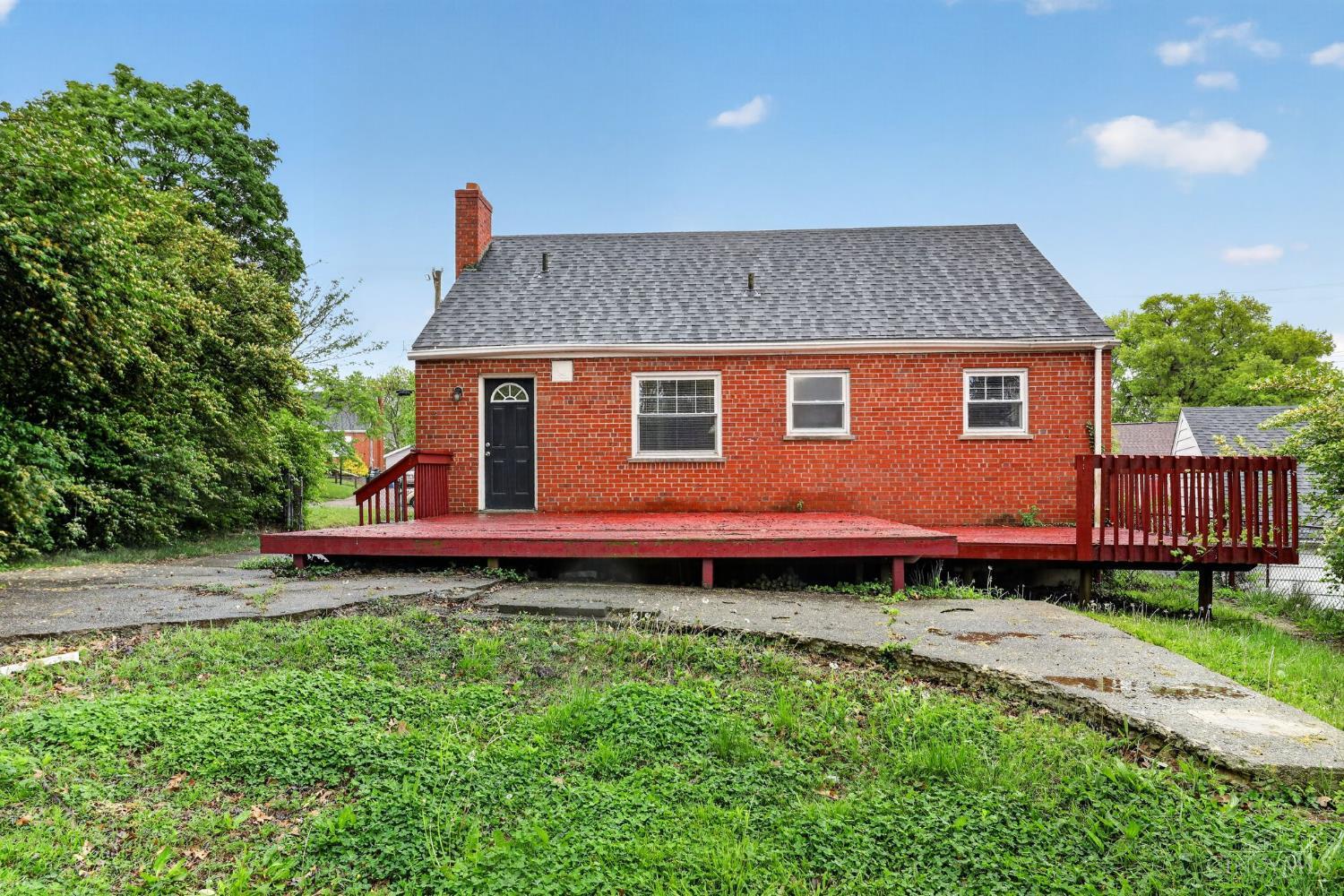 1149 Madeleine Circle