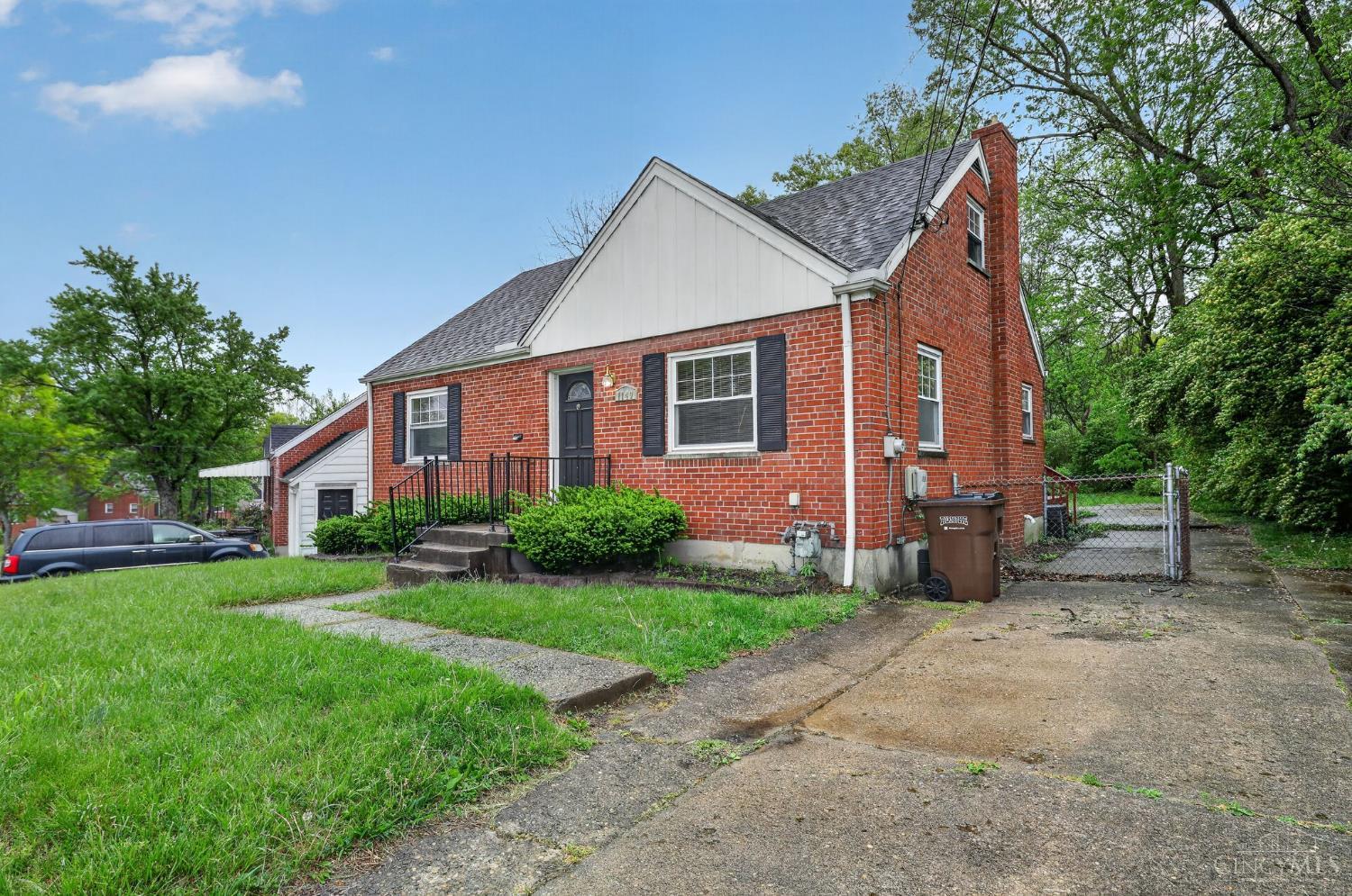 1149 Madeleine Circle