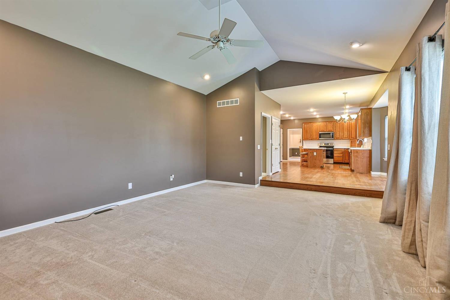 8655 Charleston Creek Drive, Deerfield Twp., Ohio image 13