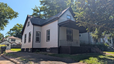 Photo of 2728 Silverleaf Avenue, Silverton, OH 45212 (MLS # 1883942)