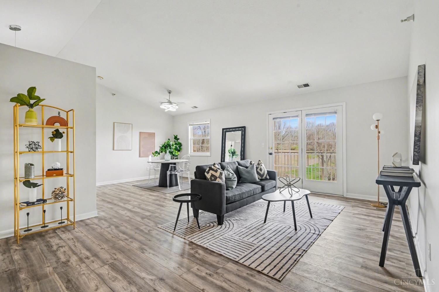 5696 Bridgetown Road 12