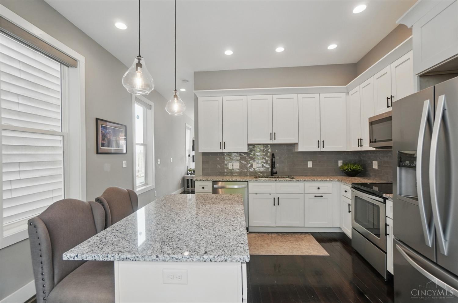 Cincinnati, Ohio 45214, United States, 2 Bedrooms Bedrooms, ,2 BathroomsBathrooms,Residential,Active,116040