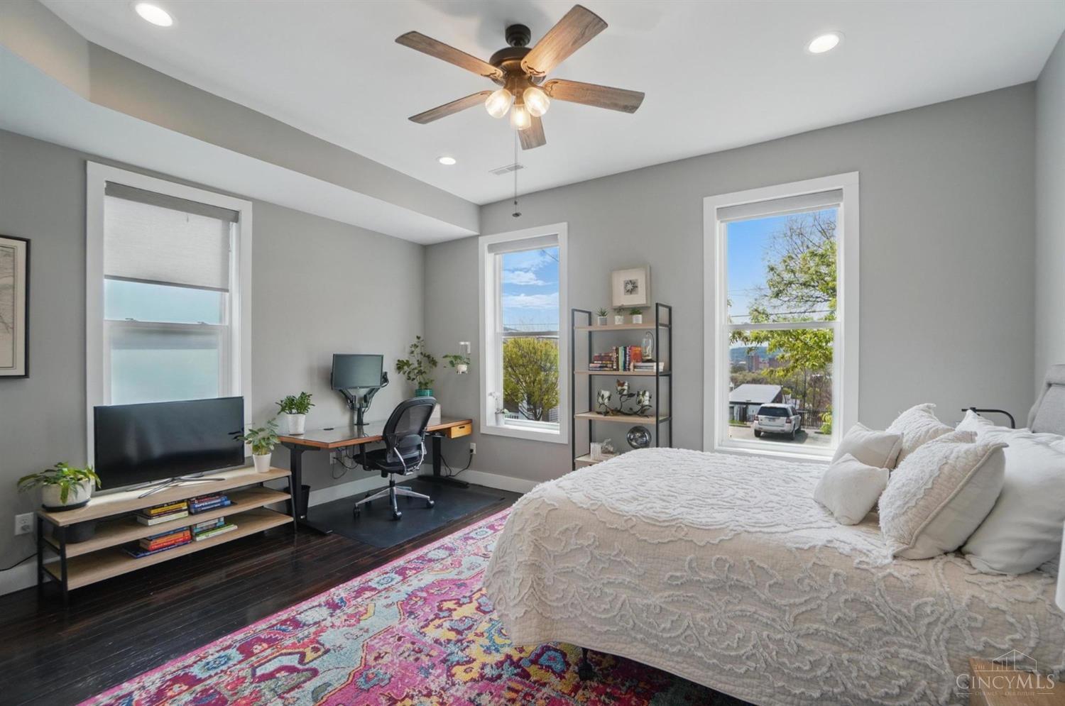 Cincinnati, Ohio 45214, United States, 2 Bedrooms Bedrooms, ,2 BathroomsBathrooms,Residential,Active,116040