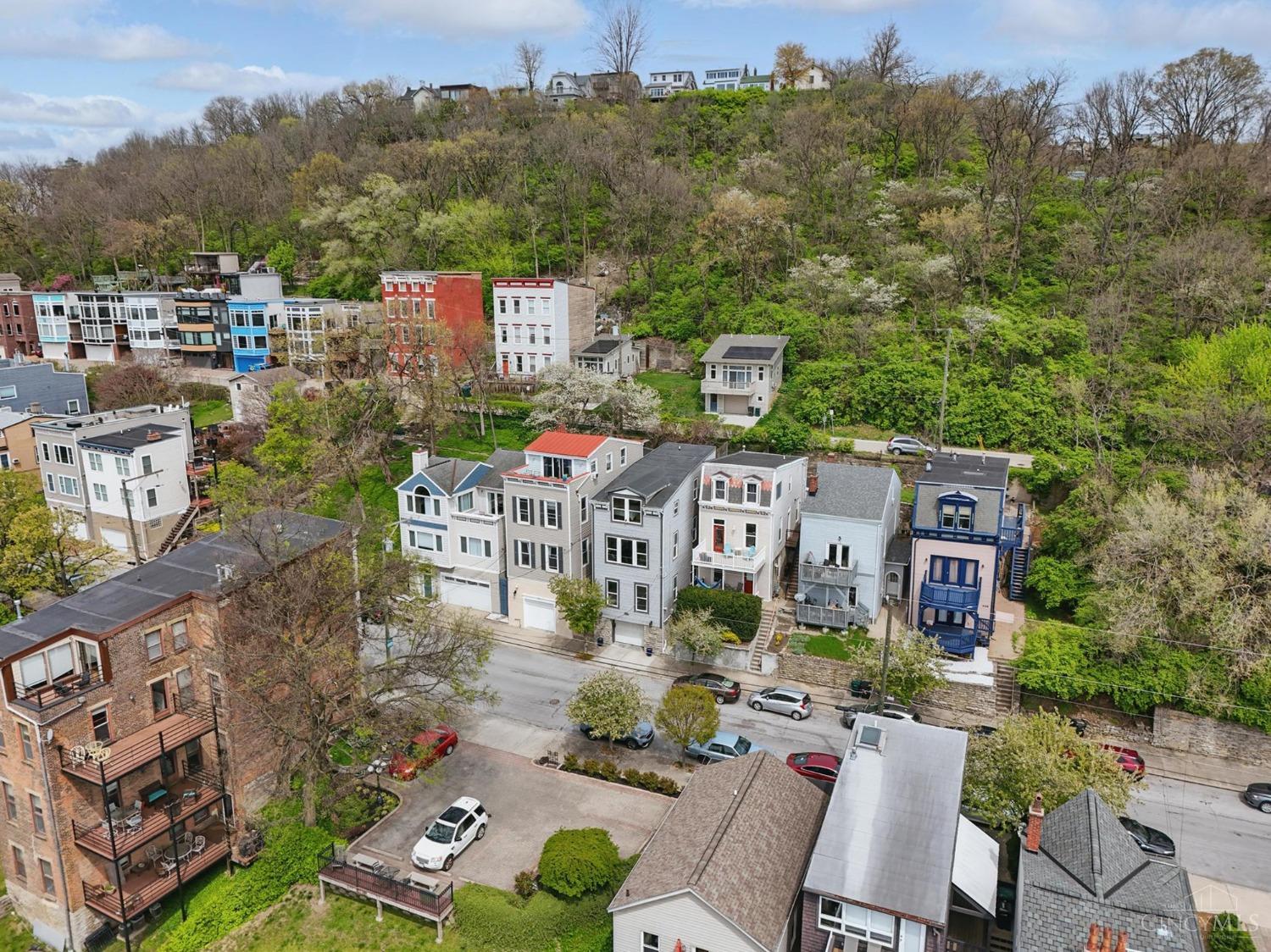 Cincinnati, Ohio 45214, United States, 2 Bedrooms Bedrooms, ,2 BathroomsBathrooms,Residential,Active,116040