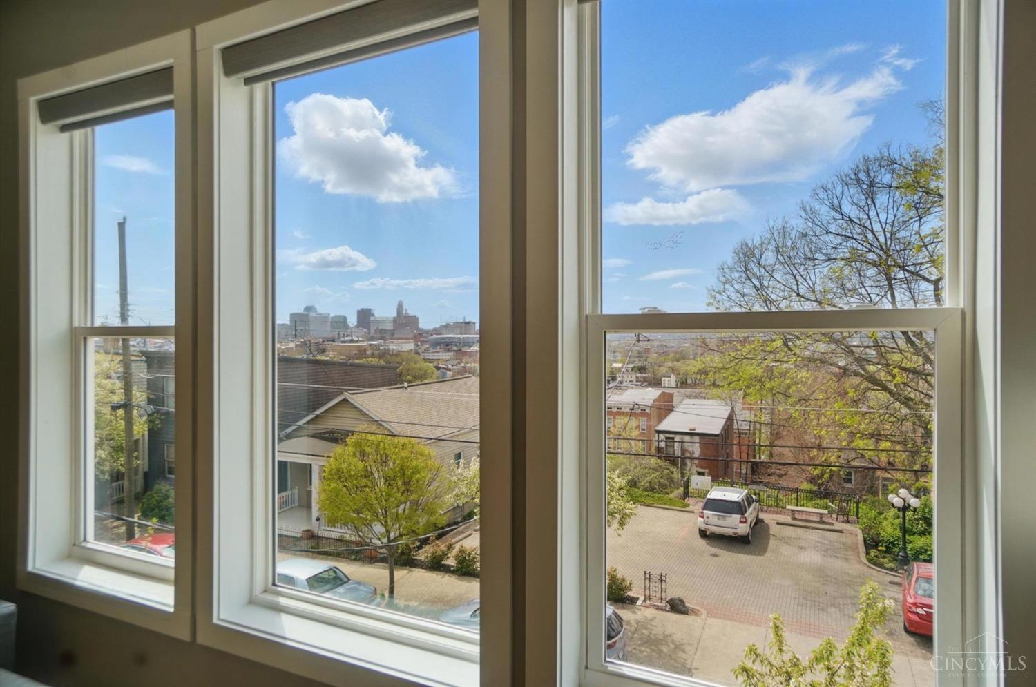 Cincinnati, Ohio 45214, United States, 2 Bedrooms Bedrooms, ,2 BathroomsBathrooms,Residential,Active,116040