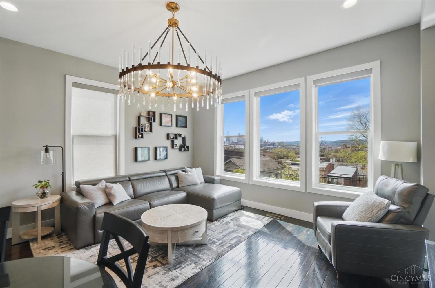 Cincinnati, Ohio 45214, United States, 2 Bedrooms Bedrooms, ,2 BathroomsBathrooms,Residential,Active,116040