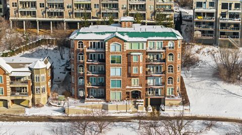 Photo of 380 Baum Street #5B, Cincinnati, OH 45202 (MLS # 1867623)