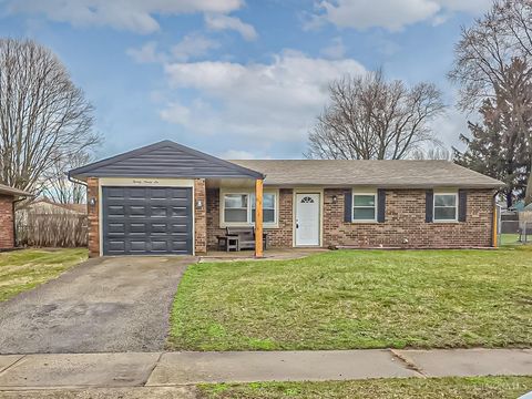 Photo of 2096 Alabama Drive, Xenia, OH 45385 (MLS # 1870701)