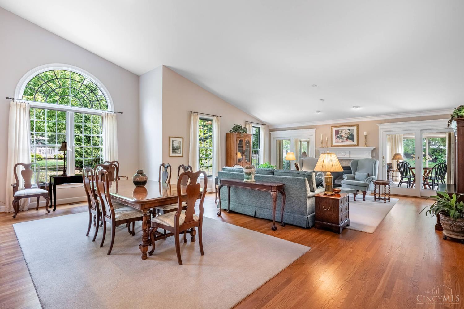 4964 Timberline Drive