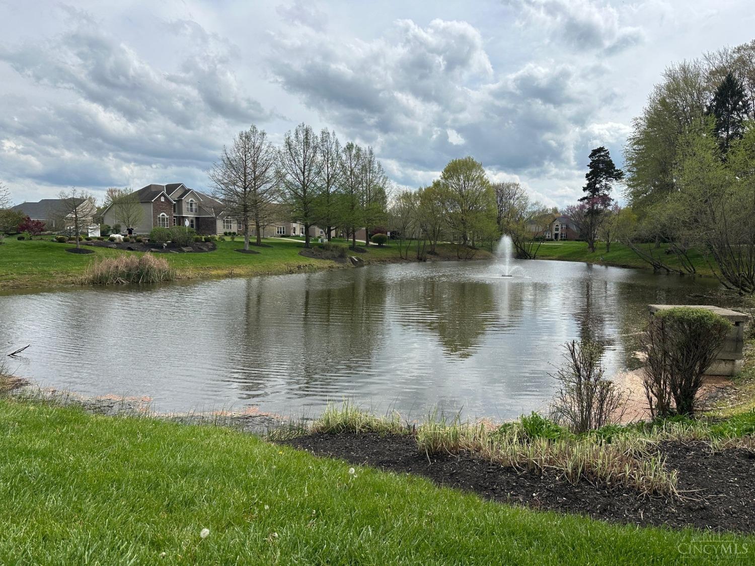 312 County Down Lane, Loveland, Ohio image 46
