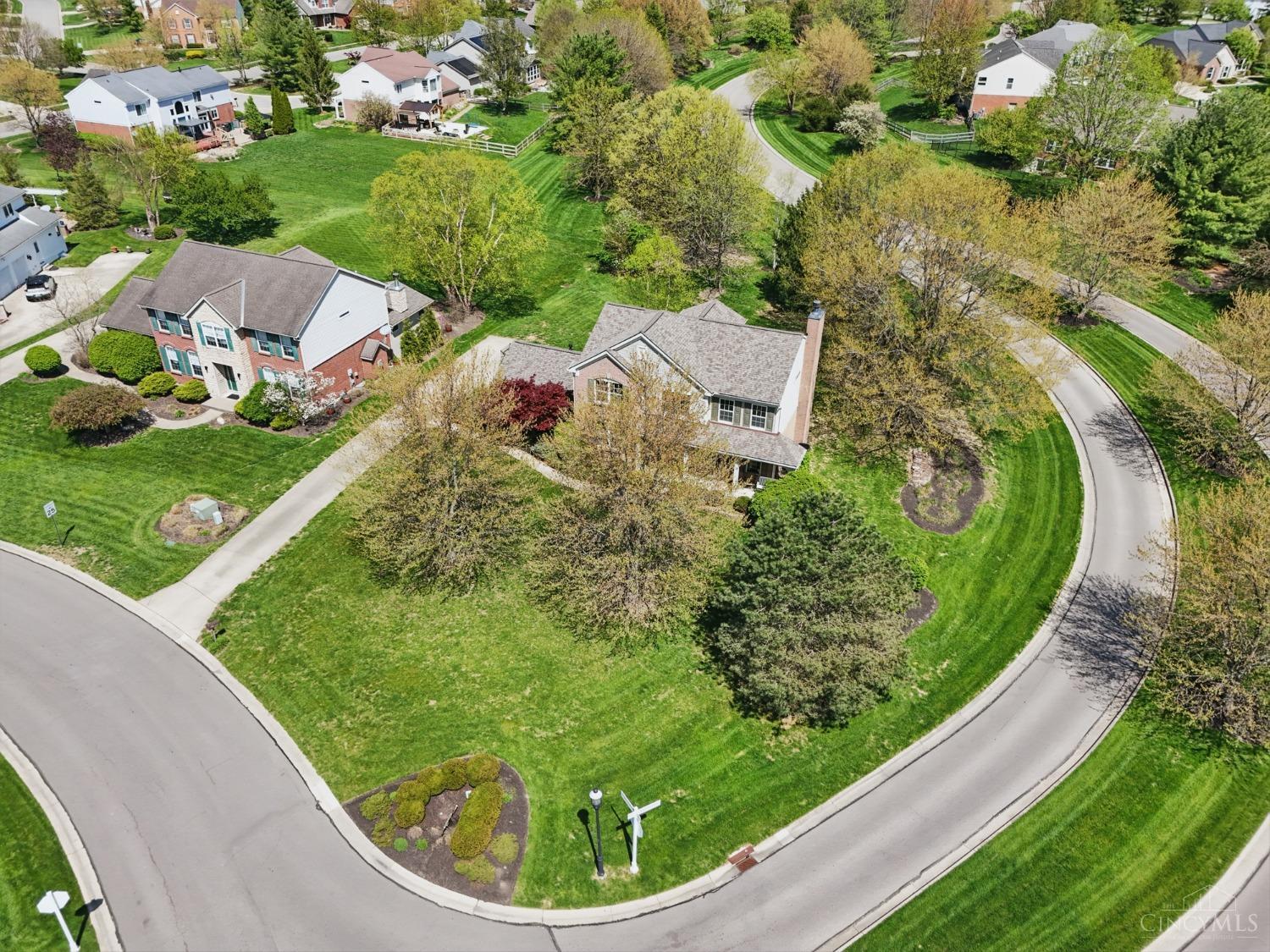 312 County Down Lane, Loveland, Ohio image 48