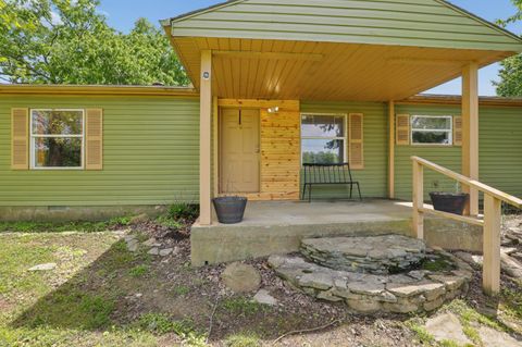 Photo of 1048 Richey Road, Franklin Township, OH 45120 (MLS # 1878371)