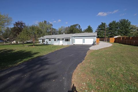 Photo of 880 Wilshire Dr, Carlisle, OH 45005 (MLS # 1859471) Photo of 880 Wilshire Dr, Carlisle, OH 45005 (MLS # 1859471)