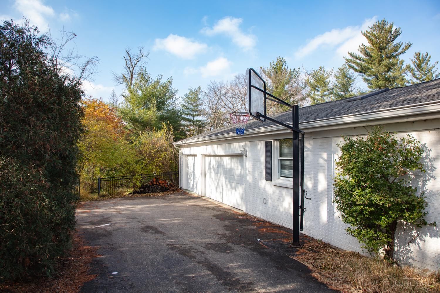 8593 Concord Hills Circle