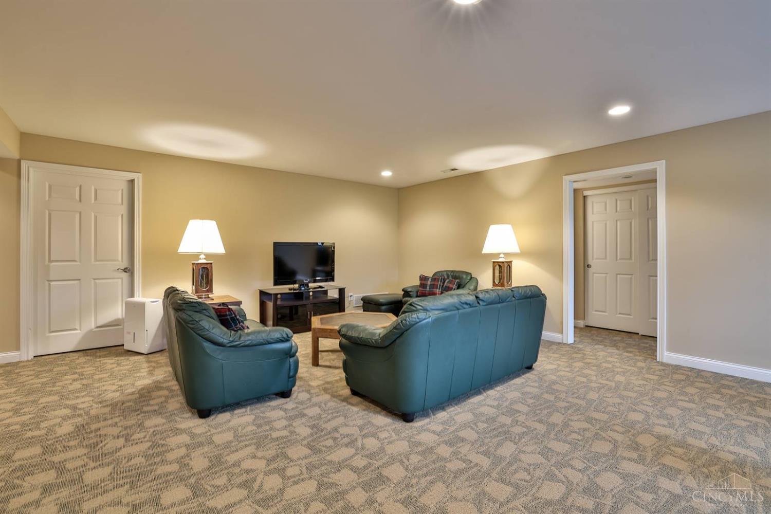 11724 Thayer Lane, Sycamore Twp, Alabama image 22