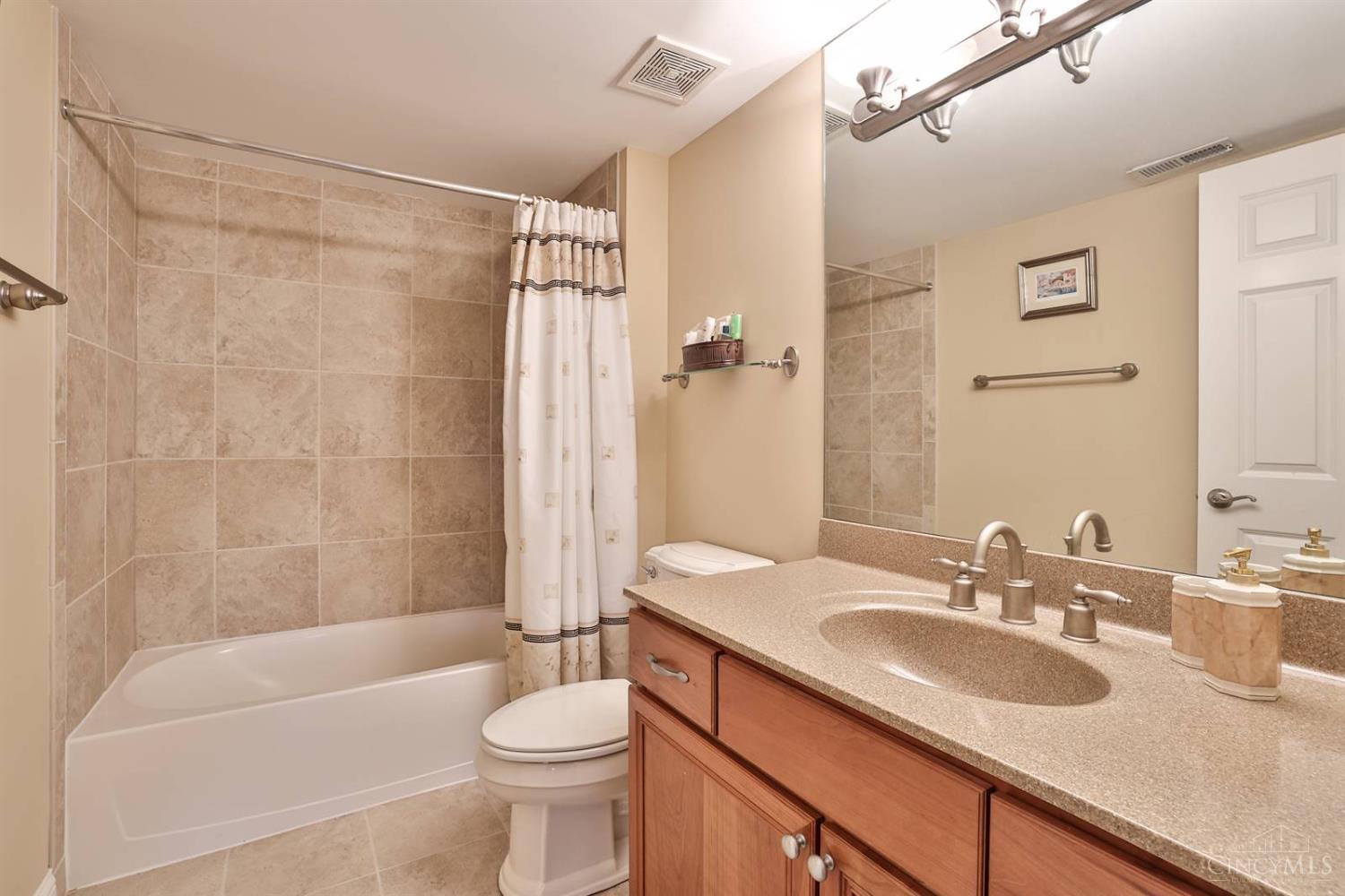 11724 Thayer Lane, Sycamore Twp, Alabama image 29