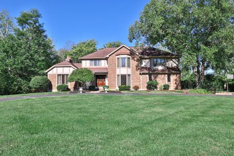Photo of 445 Bishopsbridge Drive, Cincinnati, OH 45255 (MLS # 1858127)