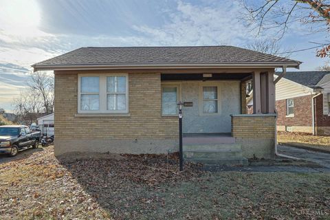 Photo of 1511 Summit Road, Cincinnati, OH 45237 (MLS # 1867467)