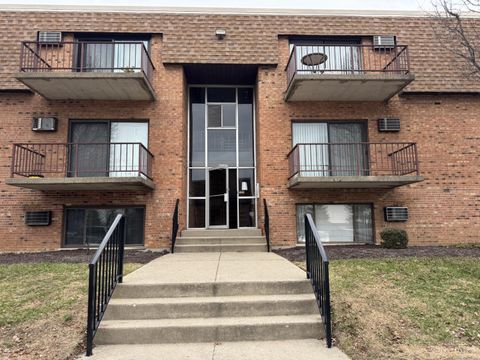 Photo of 6646 Hearne Road #205, Green Township, OH 45248 (MLS # 1865728)