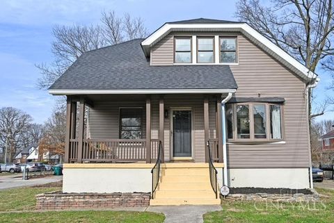 Photo of 1602 Rose Place, Cincinnati, OH 45237 (MLS # 1868396)