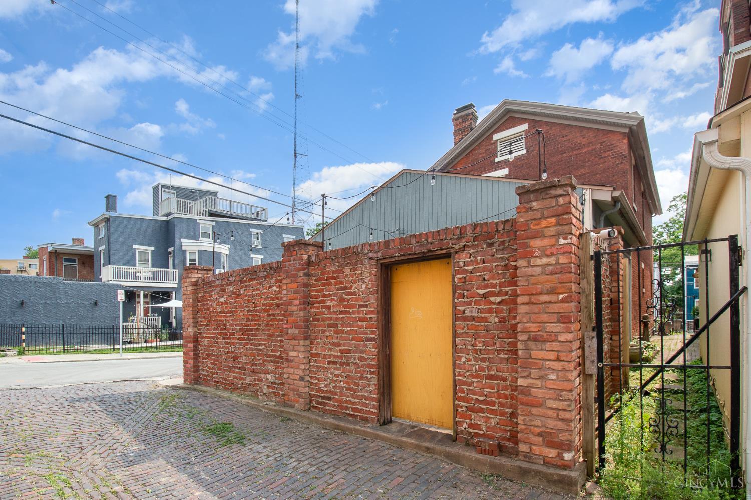1723 Highland Avenue, Cincinnati, Ohio image 20