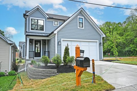 Photo of 7411 Elm Street, Columbia Township, OH 45227 (MLS # 1869142)