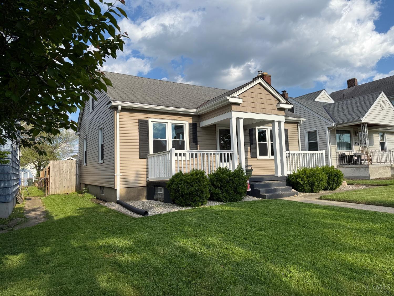 806 Ridgelawn Avenue, Hamilton, Ohio image 3