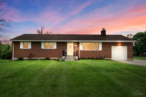 Photo of 944 Indianwood Drive, Mason, OH 45040 (MLS # 1877422)