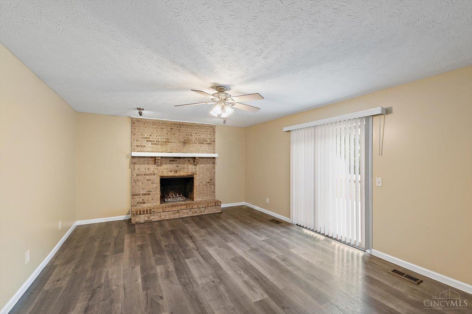 5944 Mill Crest Court