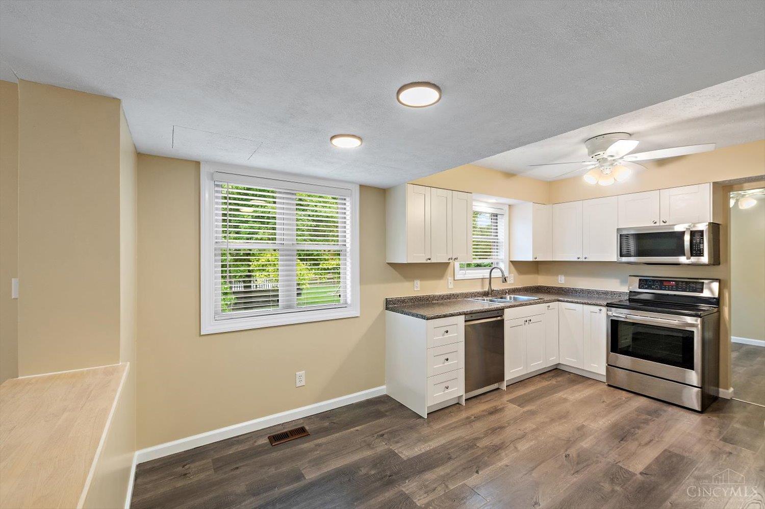 5944 Mill Crest Court