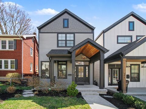 Photo of 1/2 Delta Avenue, Cincinnati, OH 45226 (MLS # 1872706)