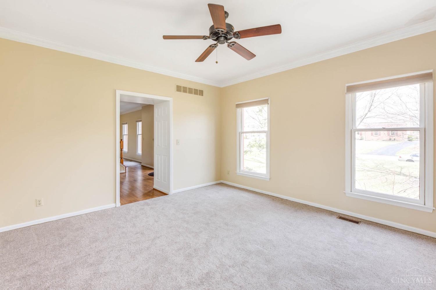 10931 E Allenhurst Boulevard, Blue Ash, Ohio image 9