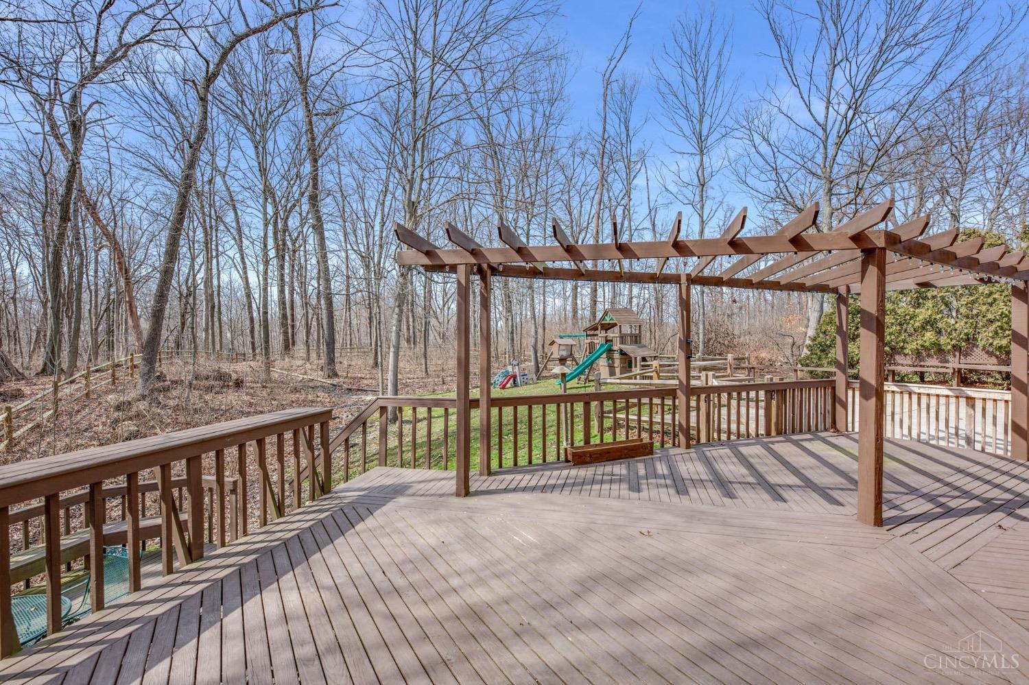 10931 E Allenhurst Boulevard, Blue Ash, Ohio image 37