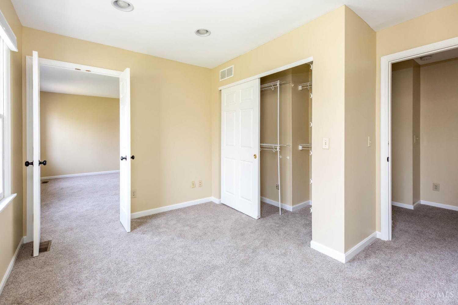 10931 E Allenhurst Boulevard, Blue Ash, Ohio image 24