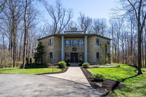 Photo of 9550 Tall Trail, Indian Hill, OH 45242 (MLS # 1873421)