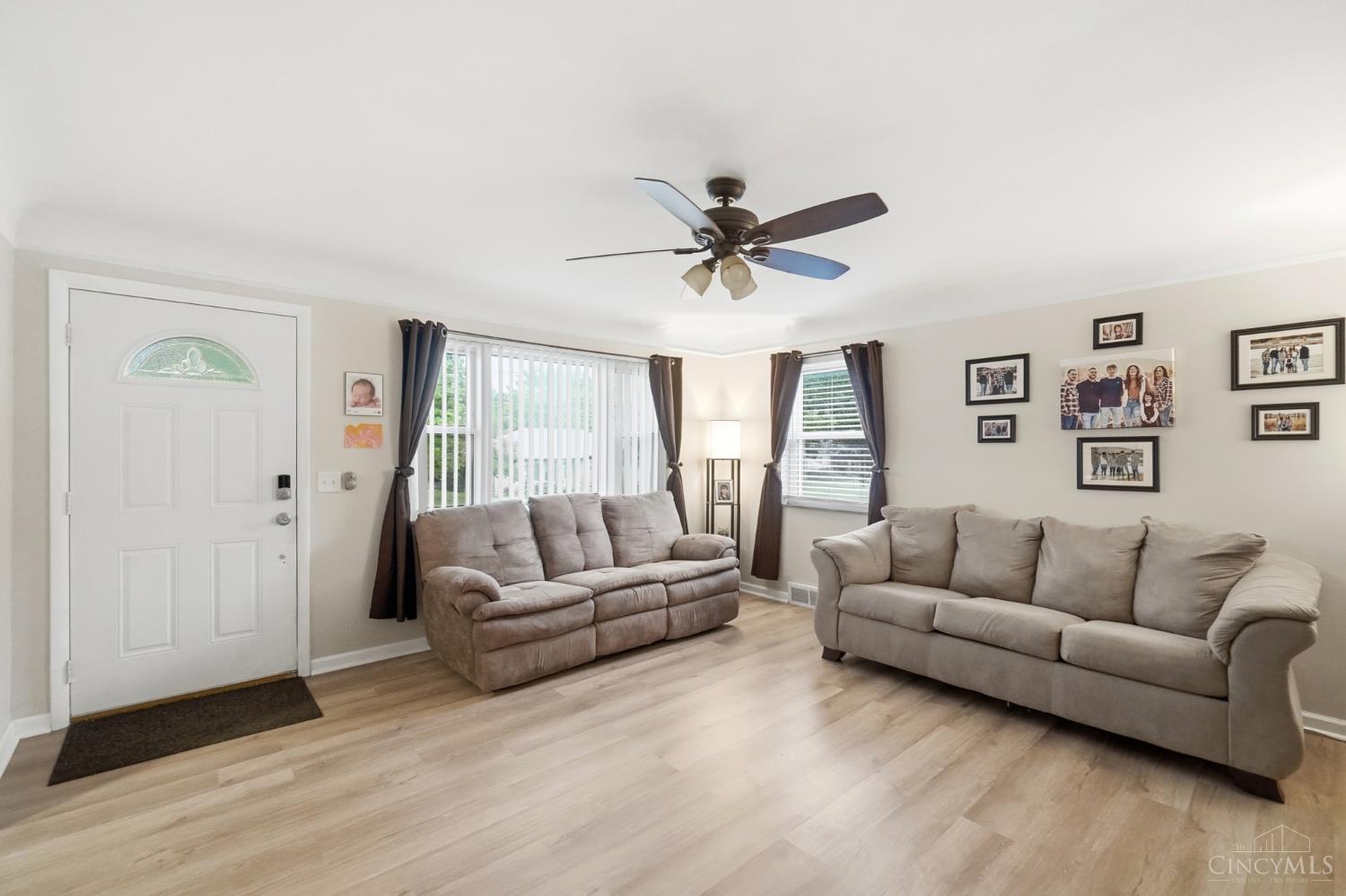 5889 Willow Oak Lane