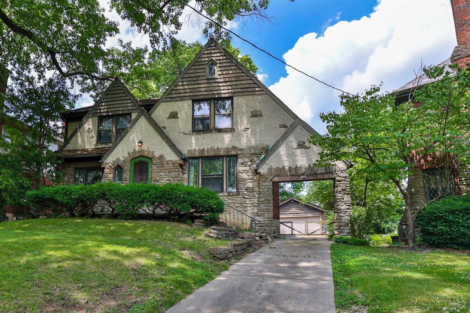 2754 Powell Drive
