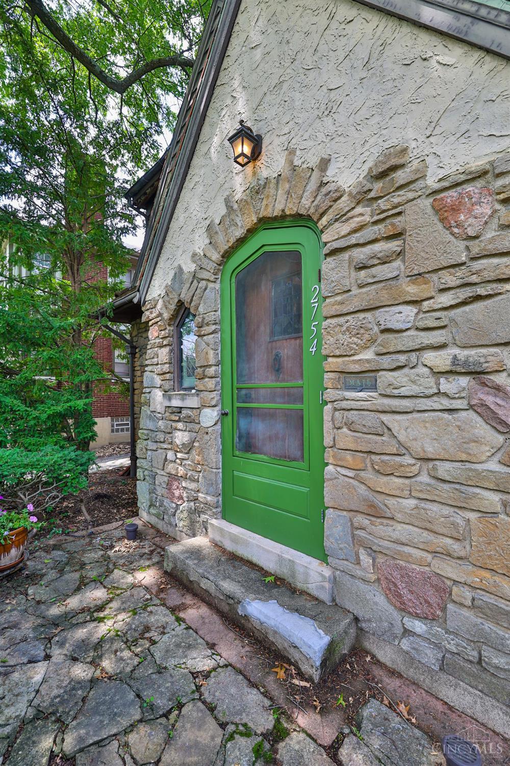 2754 Powell Drive