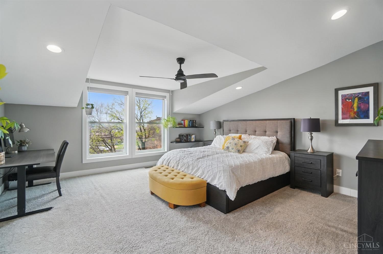 Cincinnati, Ohio 45214, United States, 2 Bedrooms Bedrooms, ,2 BathroomsBathrooms,Residential,Active,211513