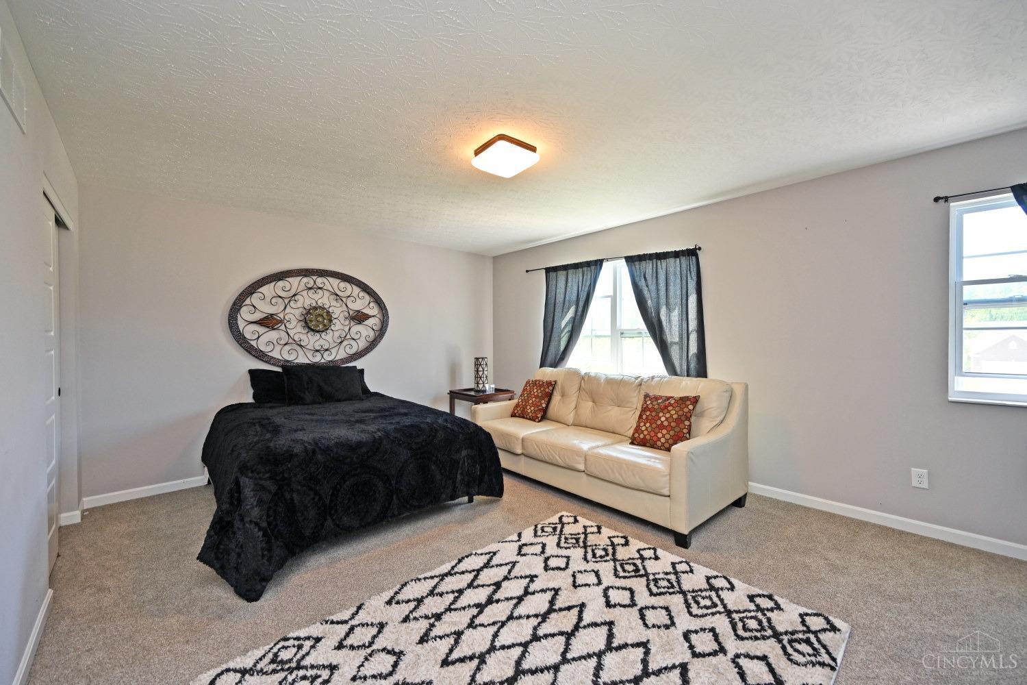 8906 Summer Crest Drive, Colerain Twp, Ohio image 23