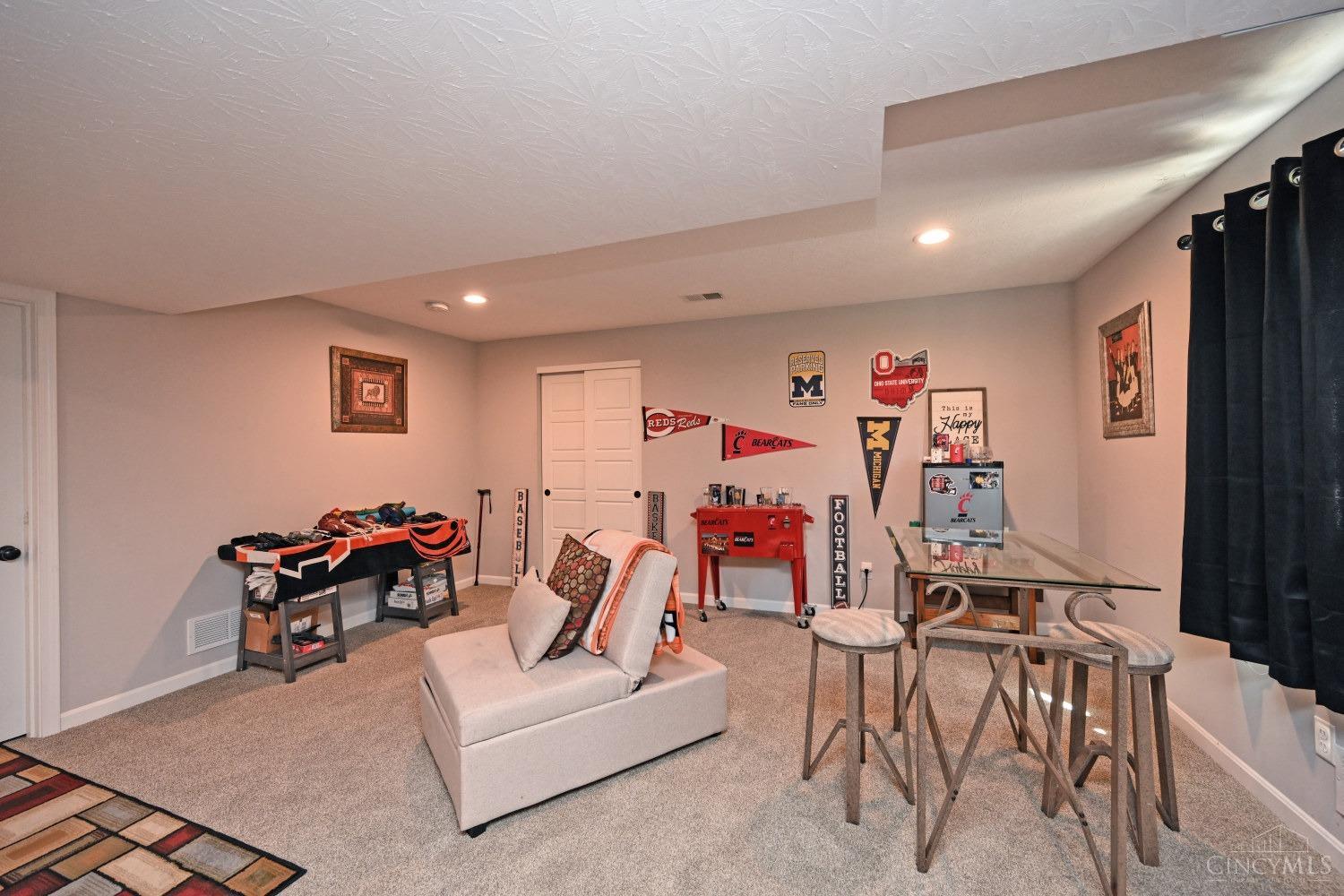 8906 Summer Crest Drive, Colerain Twp, Ohio image 34