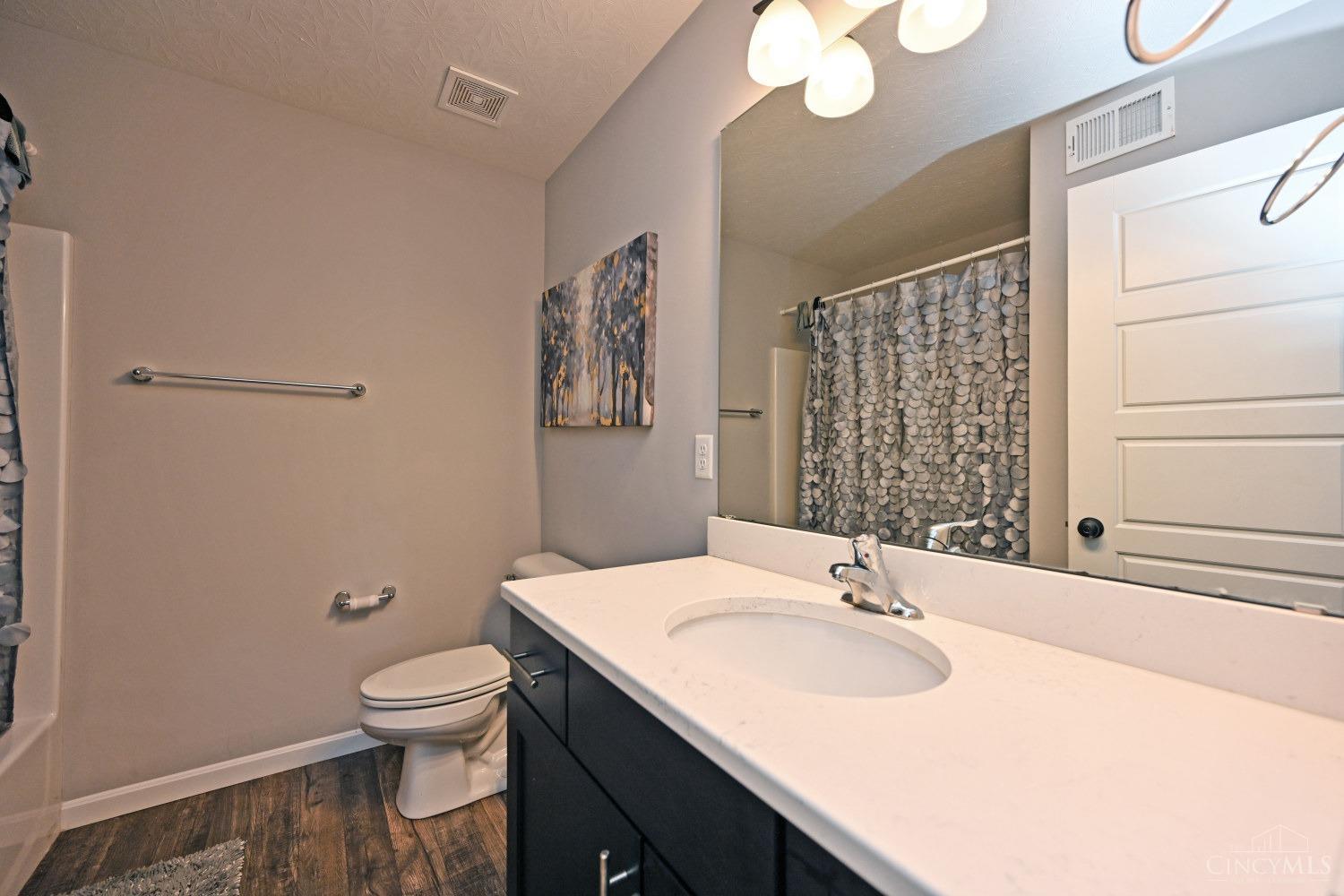 8906 Summer Crest Drive, Colerain Twp, Ohio image 25