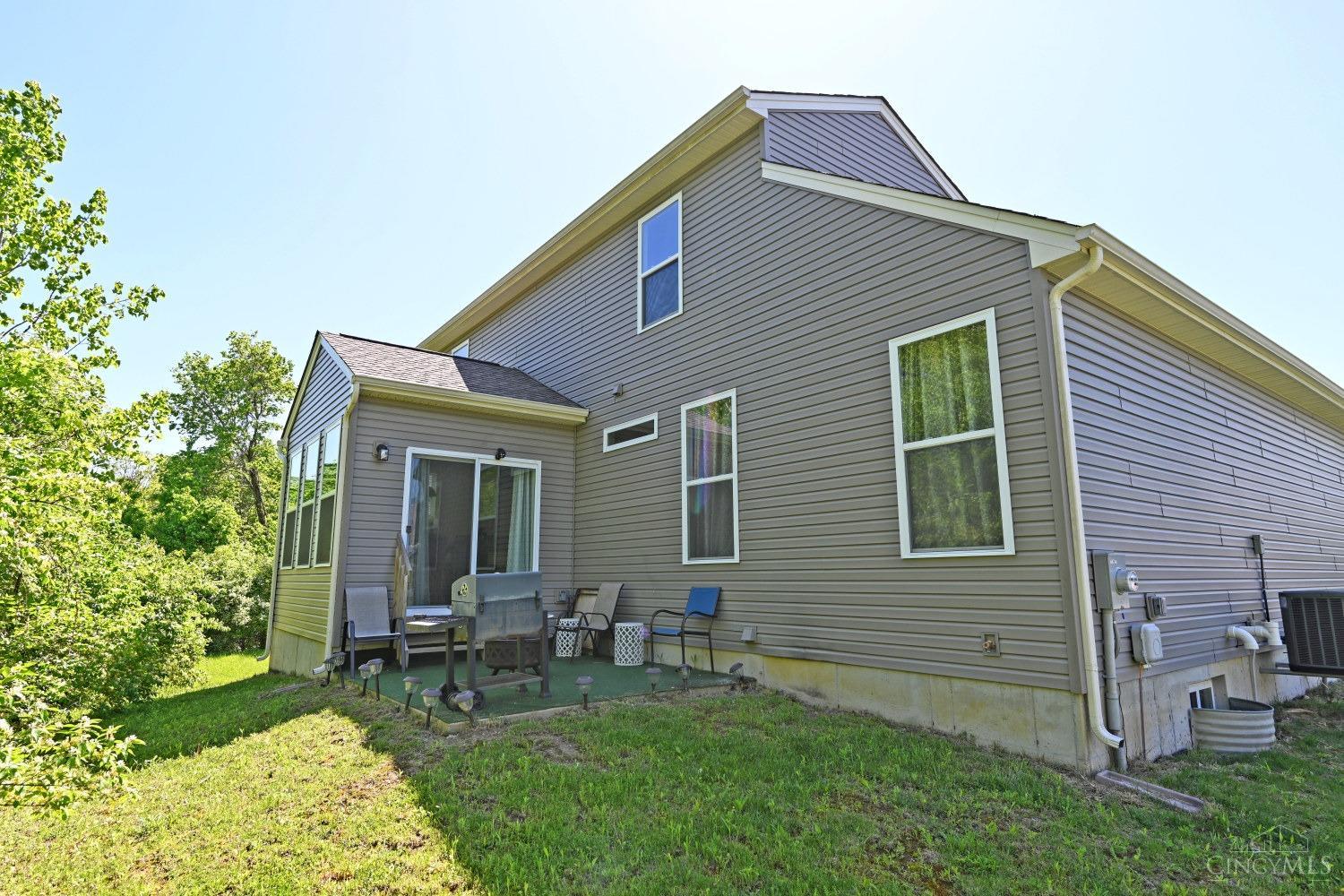 8906 Summer Crest Drive, Colerain Twp, Ohio image 40