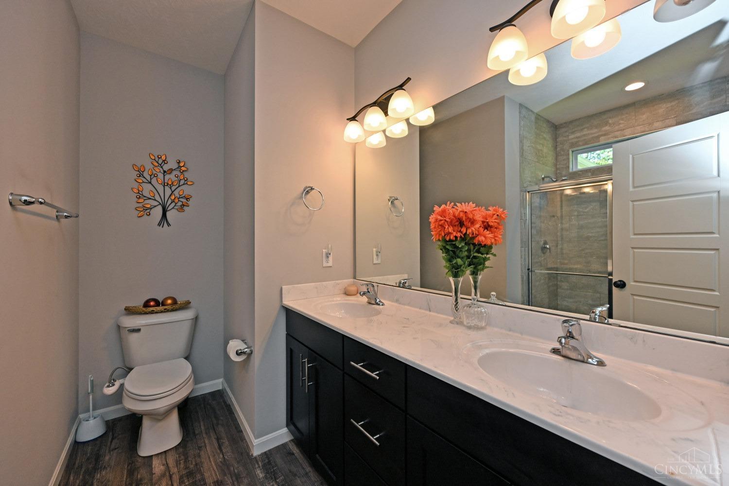 8906 Summer Crest Drive, Colerain Twp, Ohio image 21