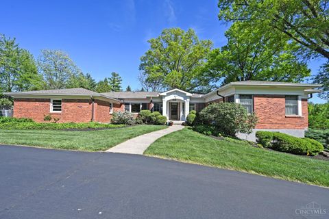 Photo of 2516 Fairhill Drive, Cincinnati, OH 45239 (MLS # 1876684)