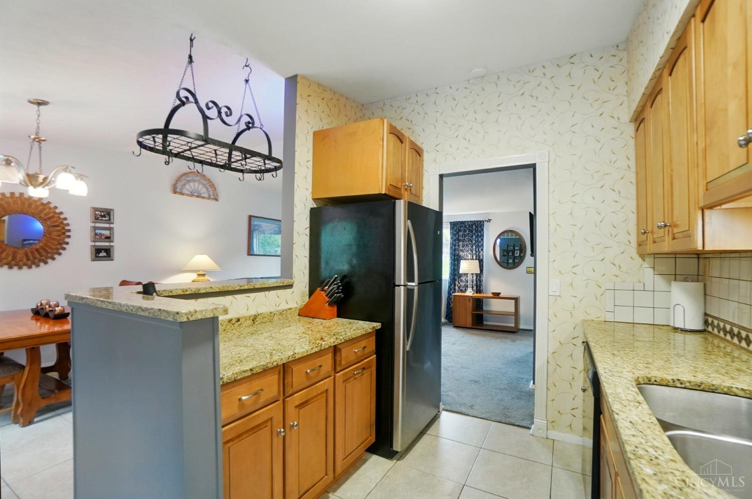 5605 Bluepine Drive, Cincinnati, Ohio image 12